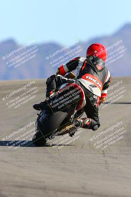 media/Jan-14-2022-Apex Assassins (Fri) [[4609ad47be]]/Trackday 2/Session 3/Turn 12 Backside/